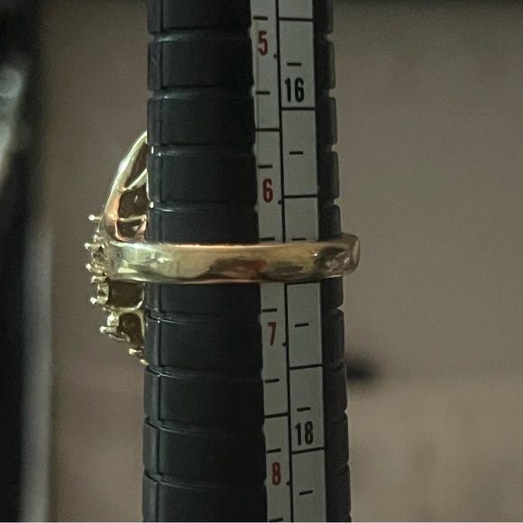 Vintage 14k yellow gold diamond waterfall cluster ring - Picture 7 of 8